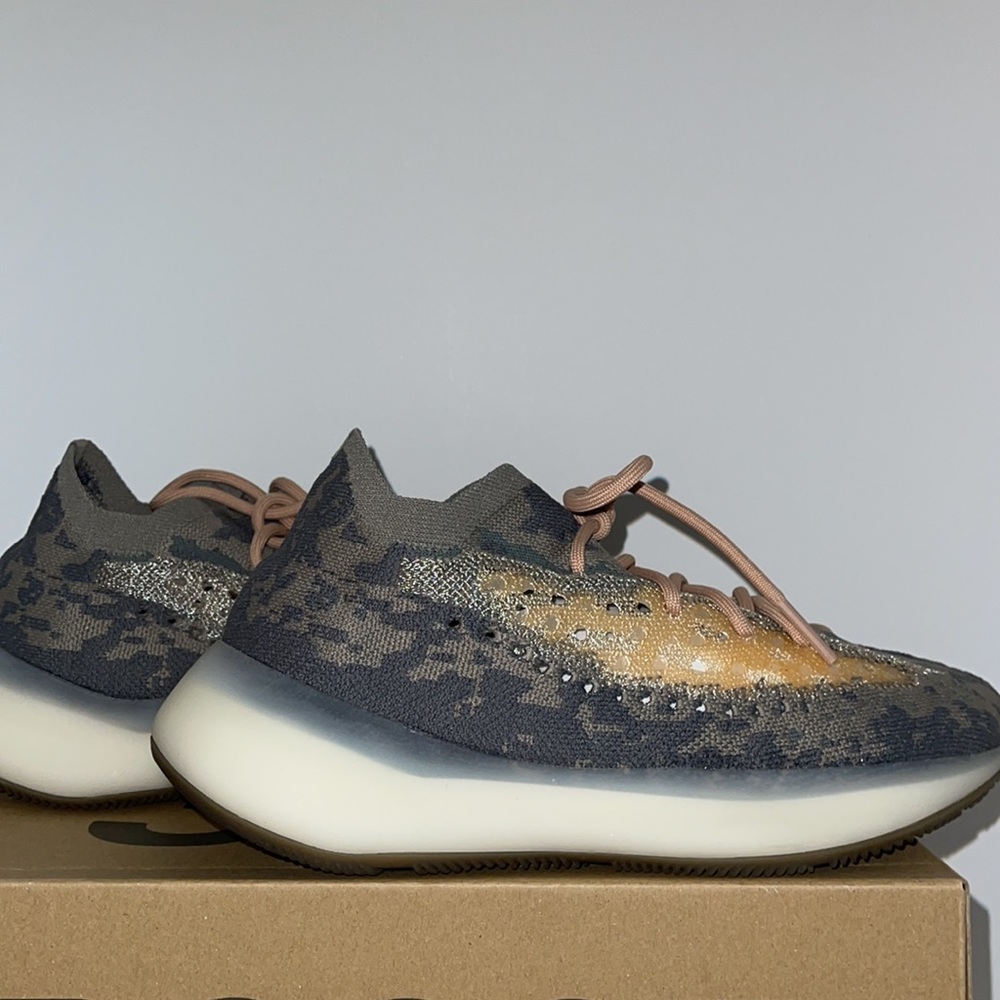 Yeeze Boost 380 Mist 8